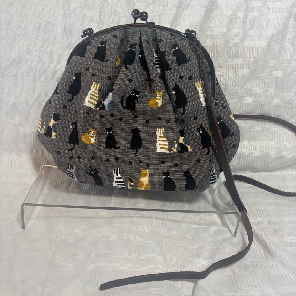Chic Cat Print Gray Handbag